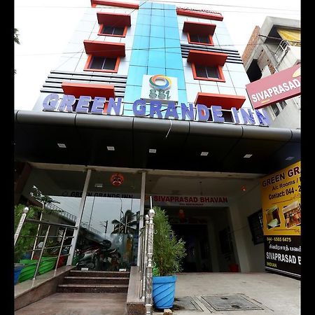 Green Grande Inn Ченнаї Екстер'єр фото